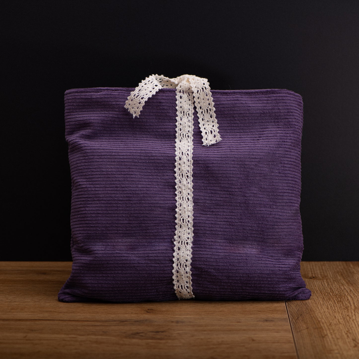 Book Sleeve corduroy mauve