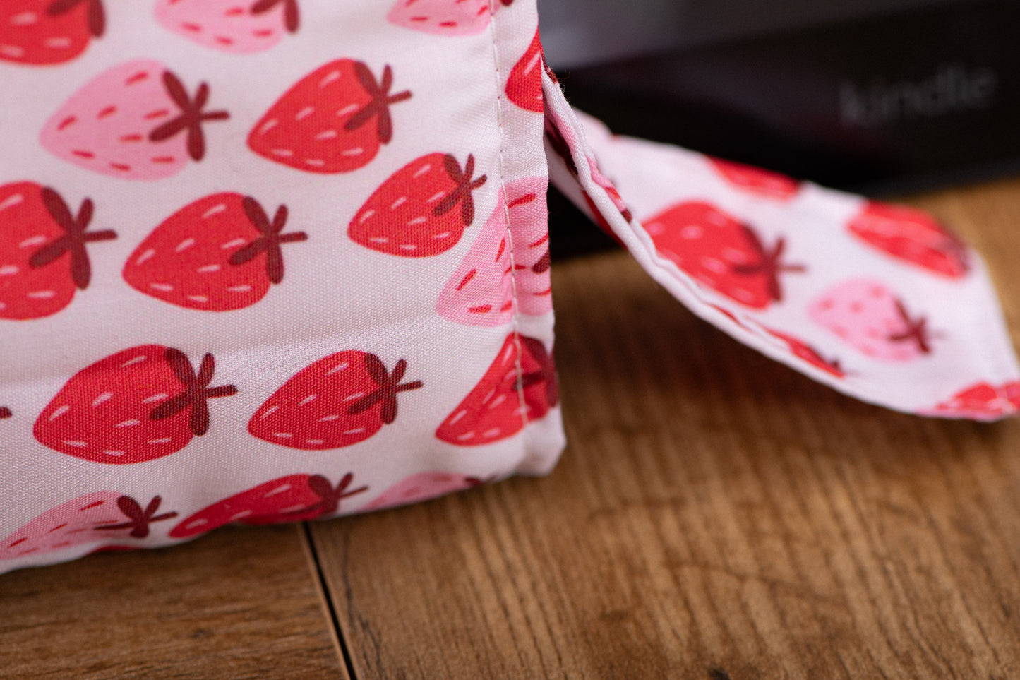 Kindle Sleeve Fraise rouges/roses