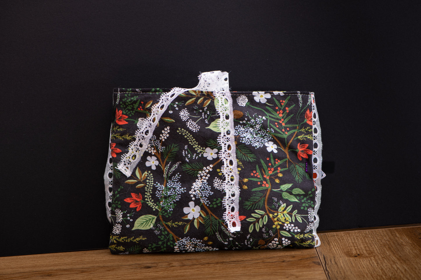 Kindle Sleeve fleurs noir