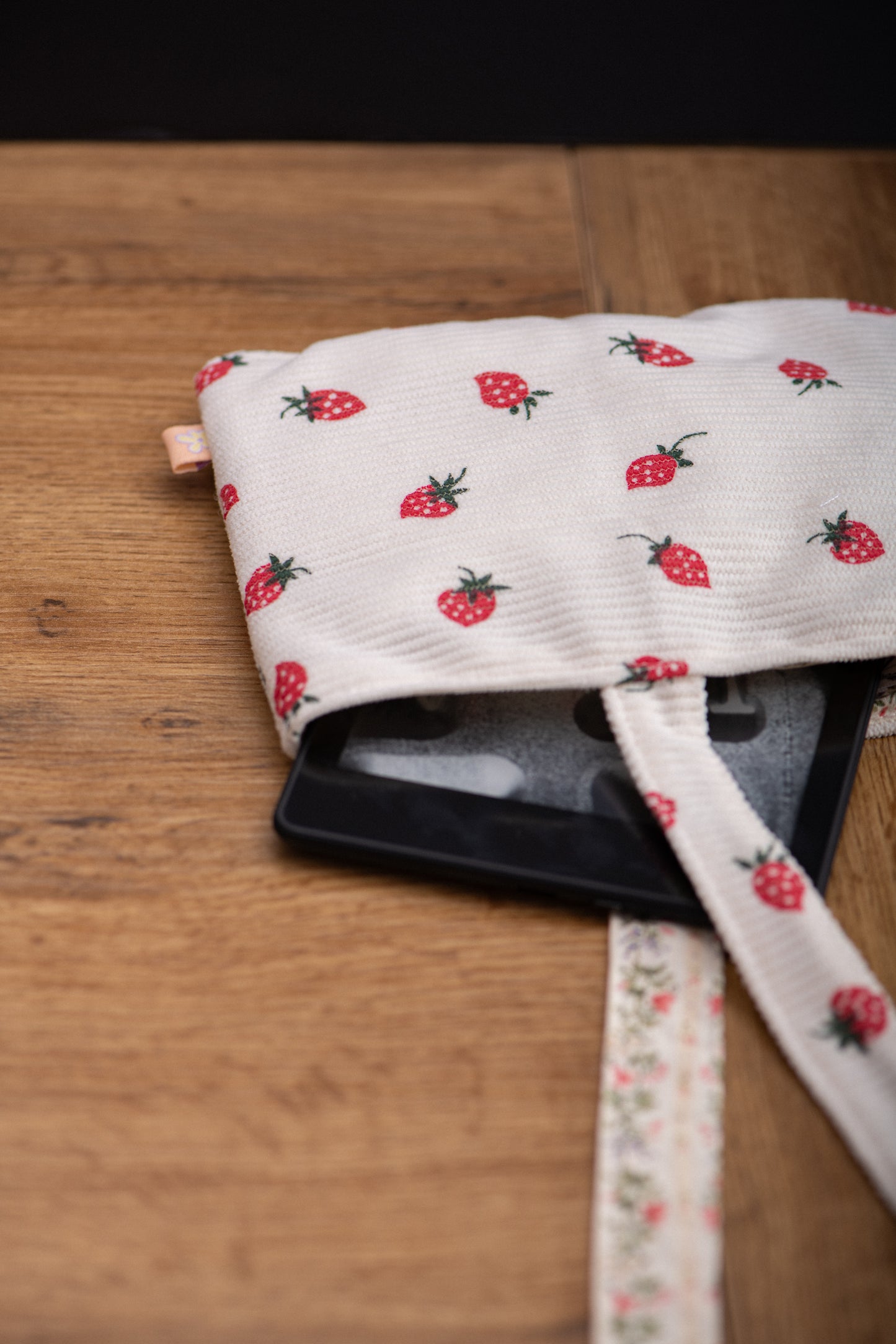 Kindle Sleeve fraises rouges