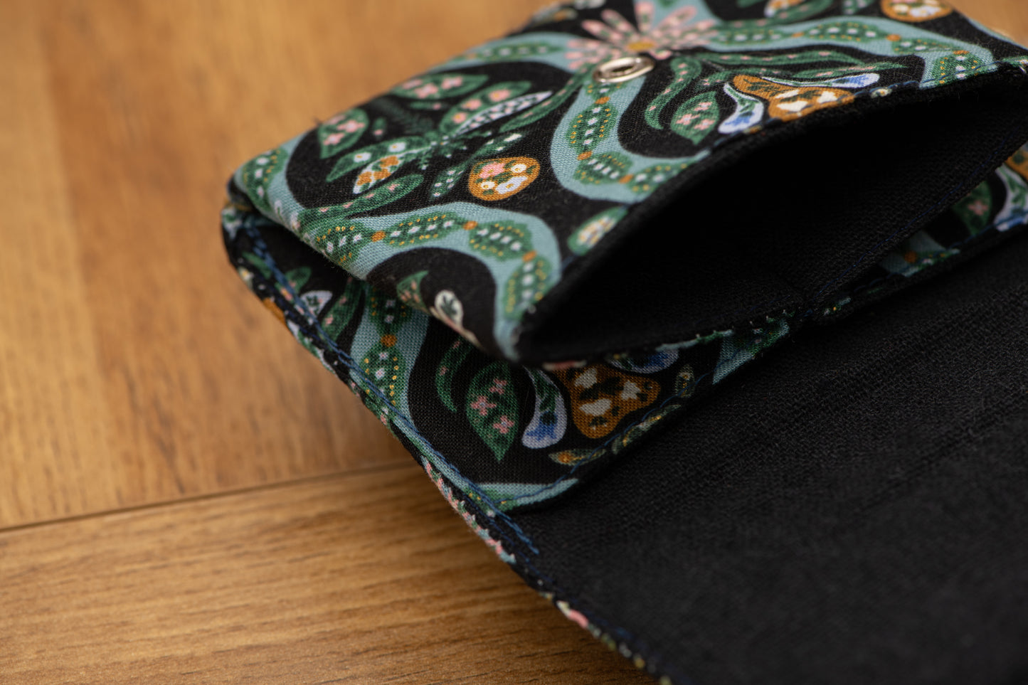 Porte-feuille mini tapisserie vert+noir