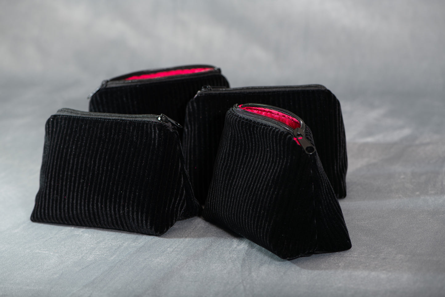 Pochette en velours noir