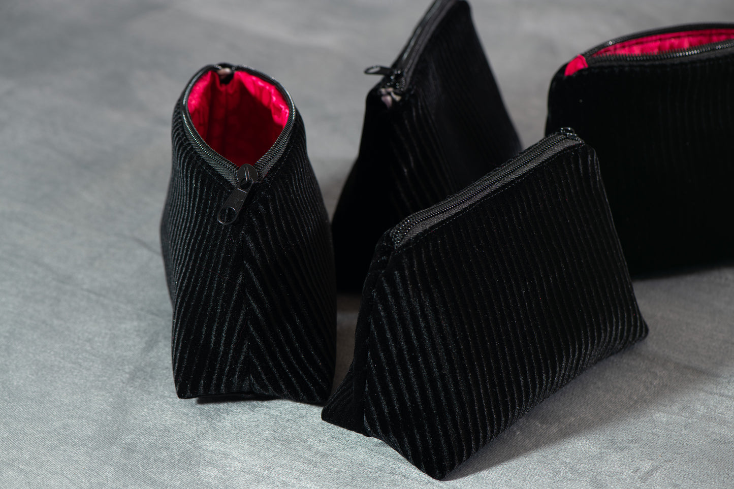 Pochette en velours noir