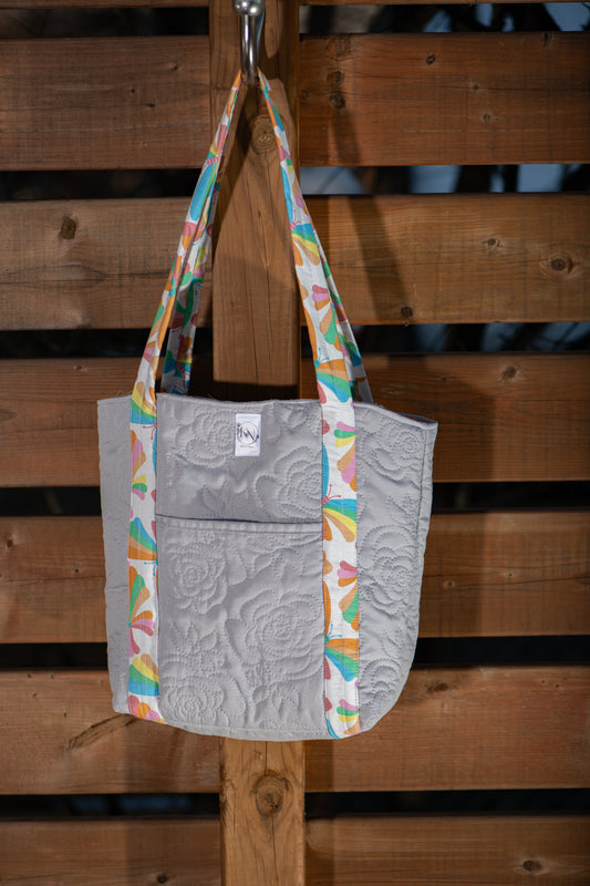 Sac fourre-tout gris à papillons multicolores