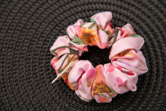 Scrunchie - pink floral
